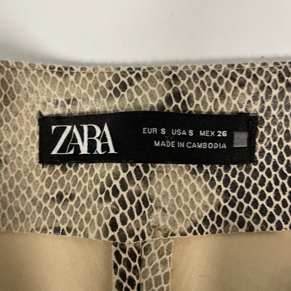 Zara Skort Womens Small Mini Snake Print Side Buckle Wrap Skirt Shorts Stretch - Picture 5 of 10